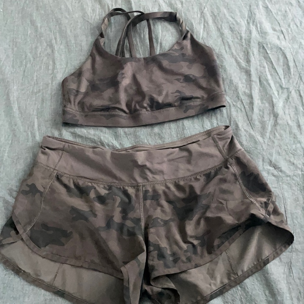Lululemon camo set